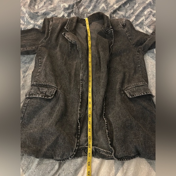 Vici Black Acid Wash Blazer Size Small - Picture 14 of 15